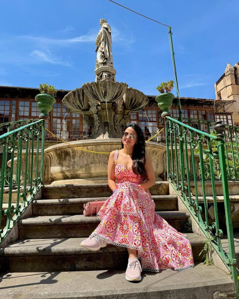 ms-dhoni-and-sakshi-dhoni-italy-vacation-photos